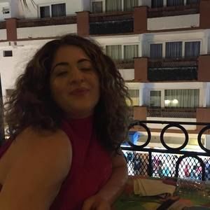 Meet your Posher, Maya